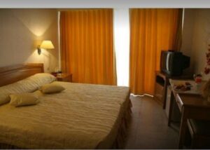 Hotel Mazafran bedroom