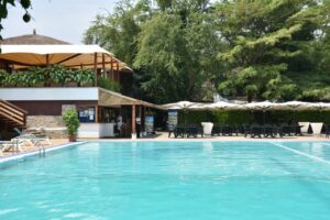 Hotel Club du Lac Tanganyika pool area