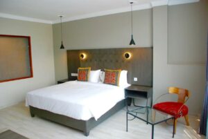 Kiriri Garden Hotel bedroom