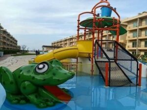 Marina Delta pool area for kids